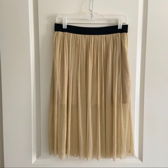 Happening in the Present Gold Shimmery Skirt - Picture 3 of 3